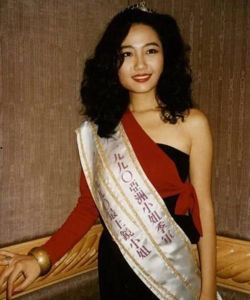 演员杨玉梅资料,影视界璀璨的明珠，演绎人生百态的艺术家